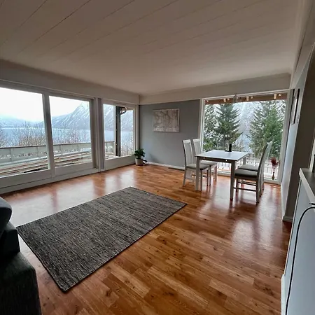 Fjellutsikt * Narvik